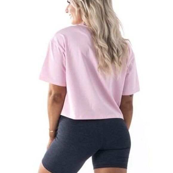 ISLA MOVEMENT Pink Jill Crop Workout Tee - Picture 2 of 5